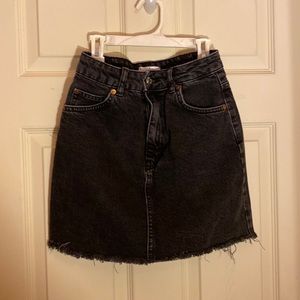 Topshop Size 4 black skirt
